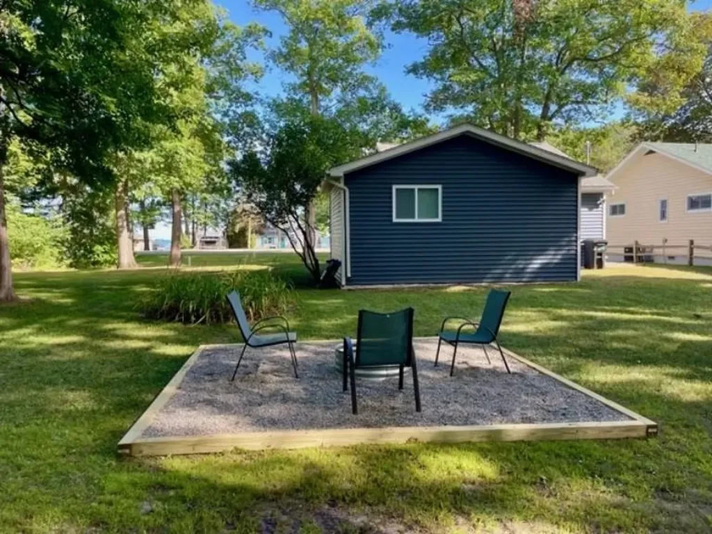 399 N Huron Whitney Township MI 48703