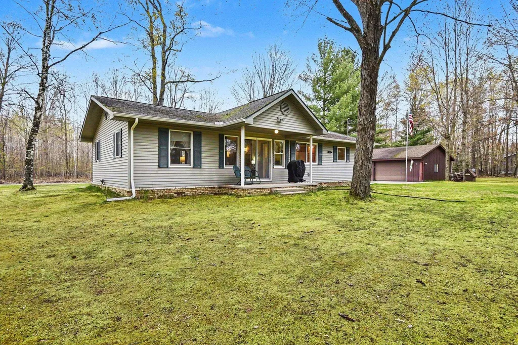 5376 Ausable Drive Goodar Township MI 48739