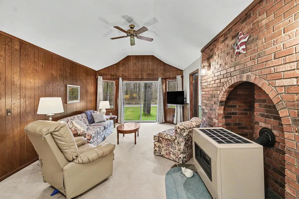 5376 Ausable Drive Goodar Township MI 48739