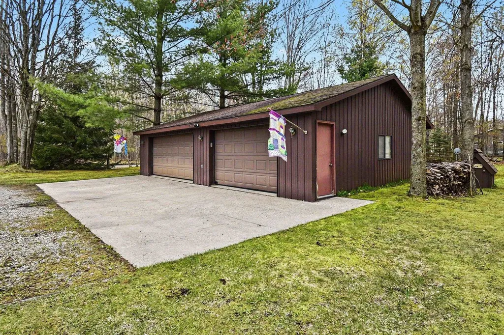 5376 Ausable Drive Goodar Township MI 48739