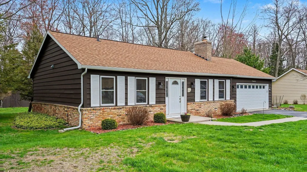 7682 Woodlea Road Oscoda Charter Township MI 48750