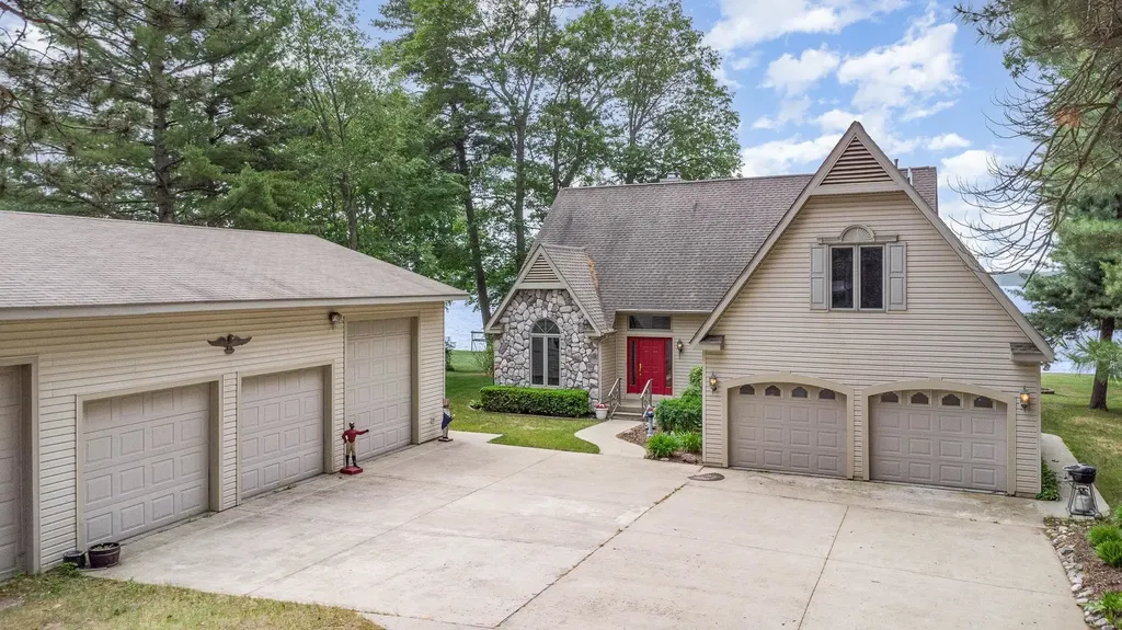 7435 Loud Drive Oscoda Charter Township MI 48750