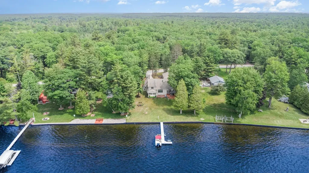 7435 Loud Drive Oscoda Charter Township MI 48750