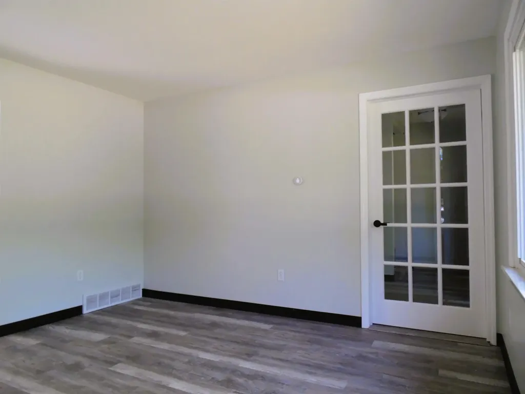 1191 N Frost Drive Saginaw Charter Township MI 48638