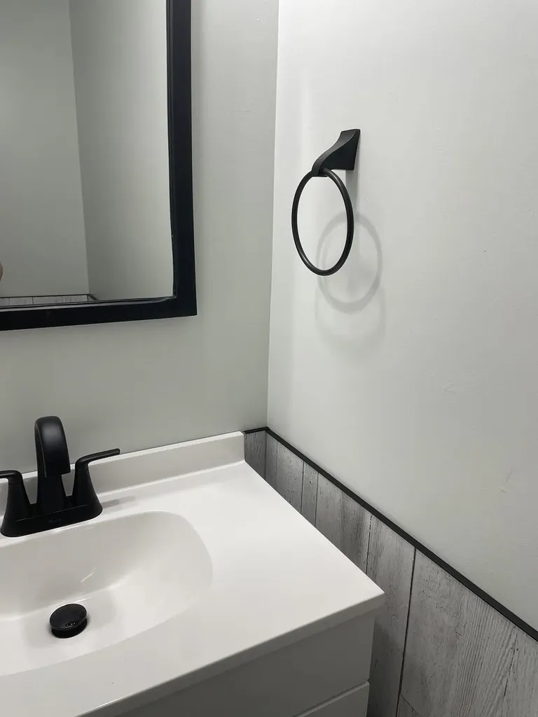 1191 N Frost Drive Saginaw Charter Township MI 48638