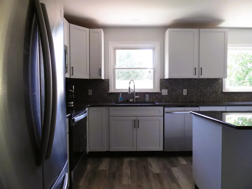 1191 N Frost Drive Saginaw Charter Township MI 48638