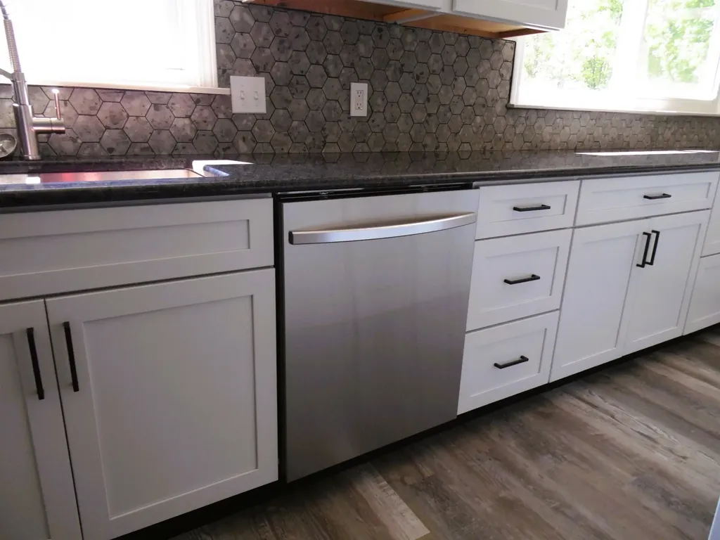 1191 N Frost Drive Saginaw Charter Township MI 48638