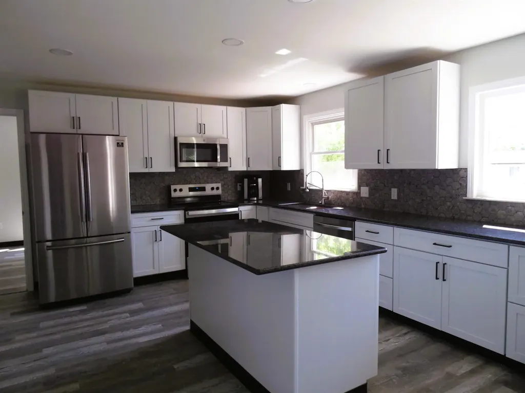 1191 N Frost Drive Saginaw Charter Township MI 48638