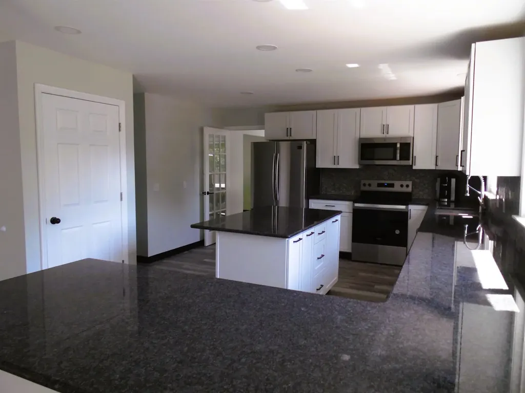 1191 N Frost Drive Saginaw Charter Township MI 48638