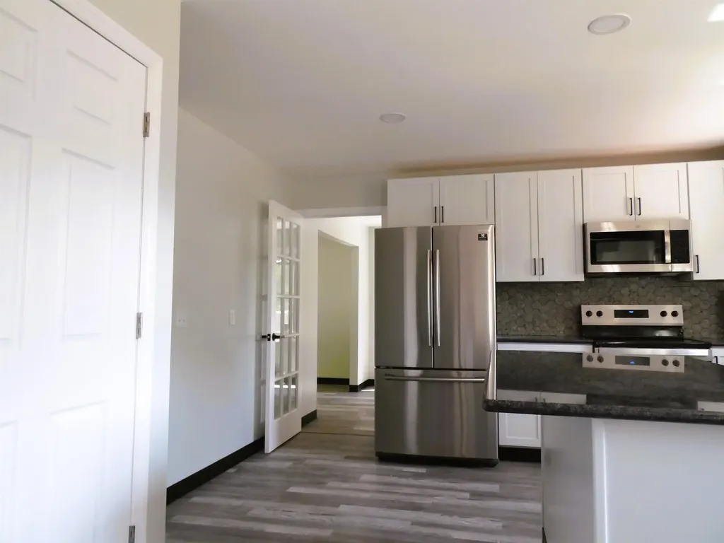 1191 N Frost Drive Saginaw Charter Township MI 48638