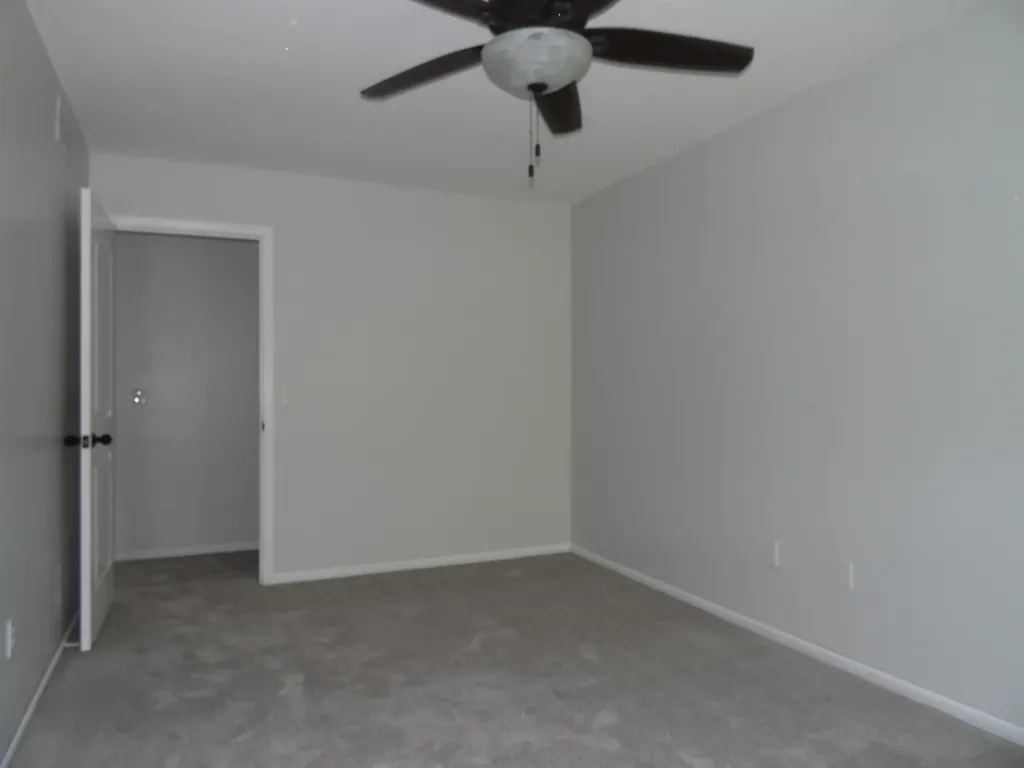 1191 N Frost Drive Saginaw Charter Township MI 48638