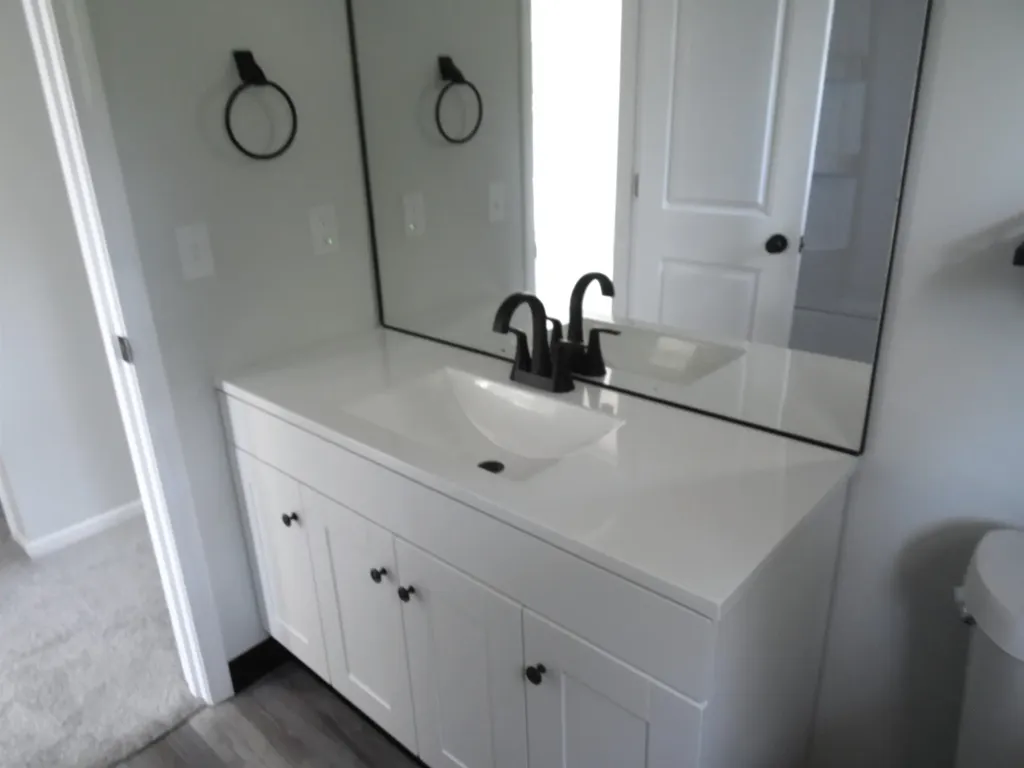 1191 N Frost Drive Saginaw Charter Township MI 48638