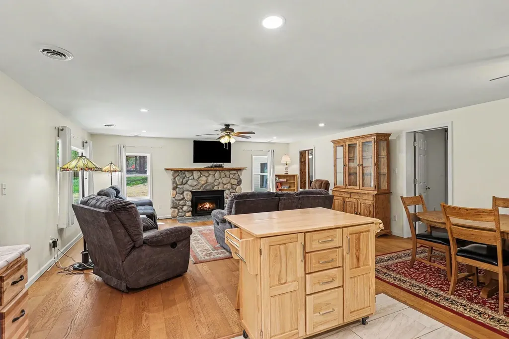 5950 Mark Drive Plainfield Township MI 48739