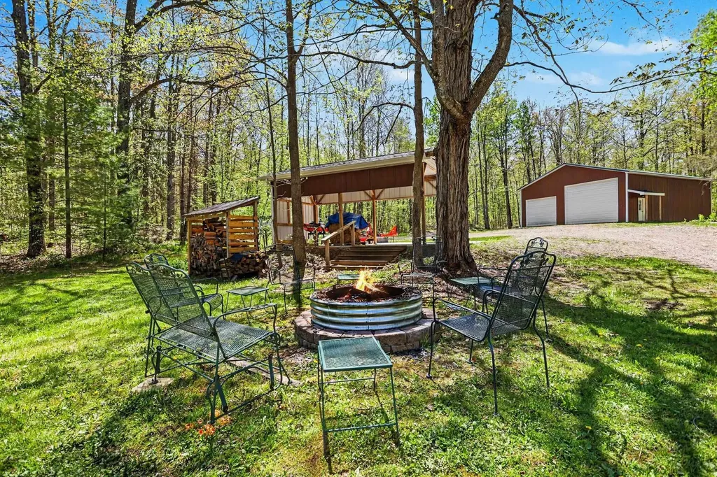 5950 Mark Drive Plainfield Township MI 48739