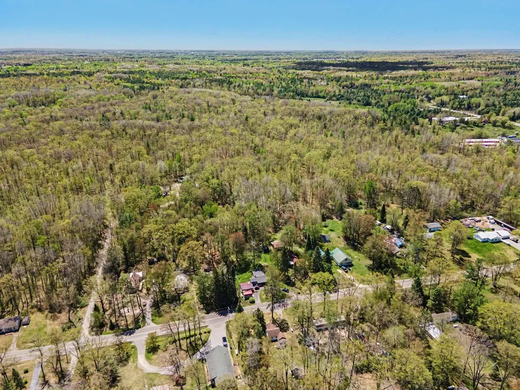5950 Mark Drive Plainfield Township MI 48739