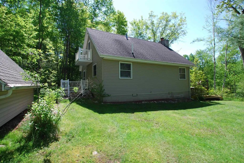 1456 Rifle River Drive Mills Township MI 48756