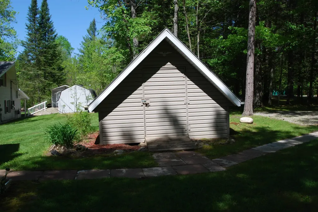1456 Rifle River Drive Mills Township MI 48756