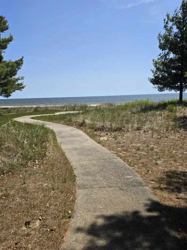 3694 N Us-23 Oscoda Charter Township MI 48750