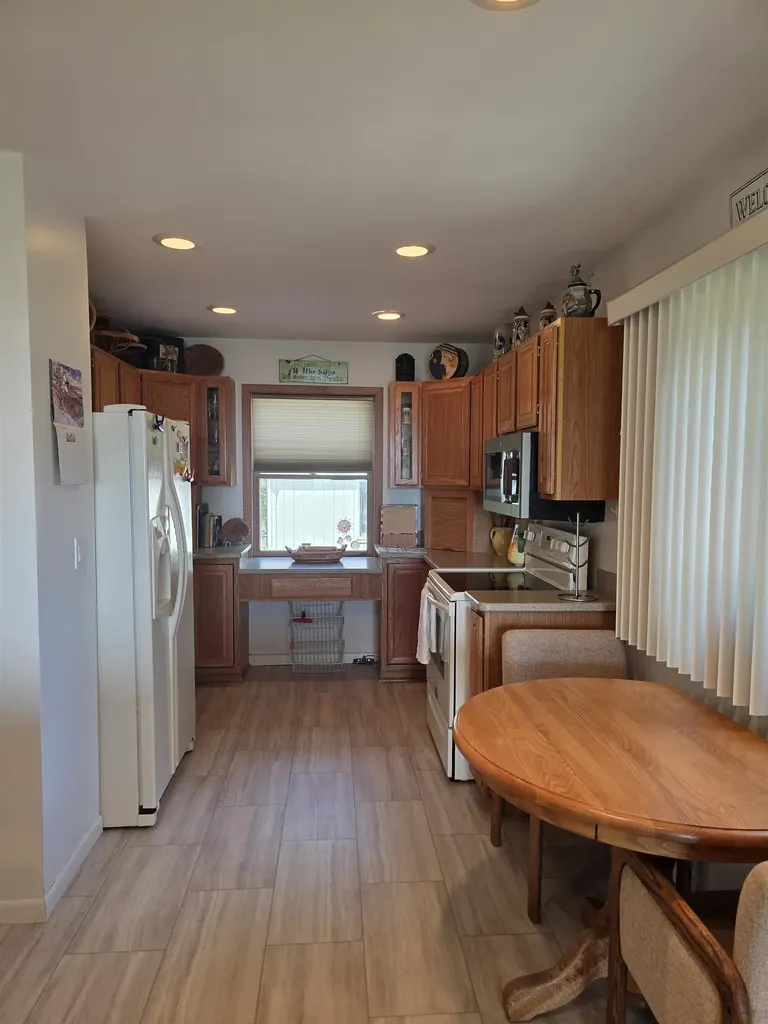 3694 N Us-23 Oscoda Charter Township MI 48750