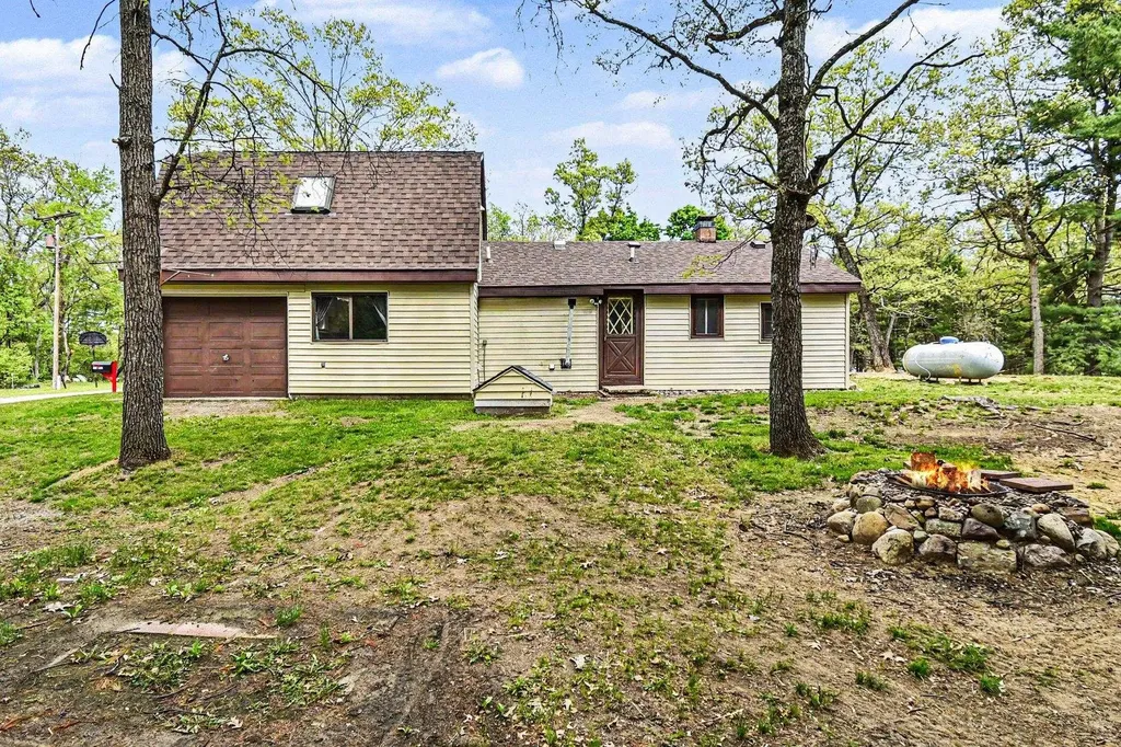 4359 Deerland Road Oscoda Charter Township MI 48750