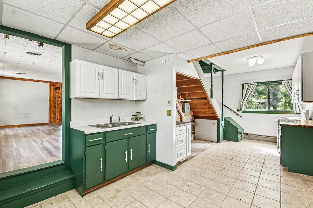 4359 Deerland Road Oscoda Charter Township MI 48750