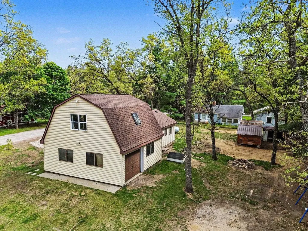 4359 Deerland Road Oscoda Charter Township MI 48750