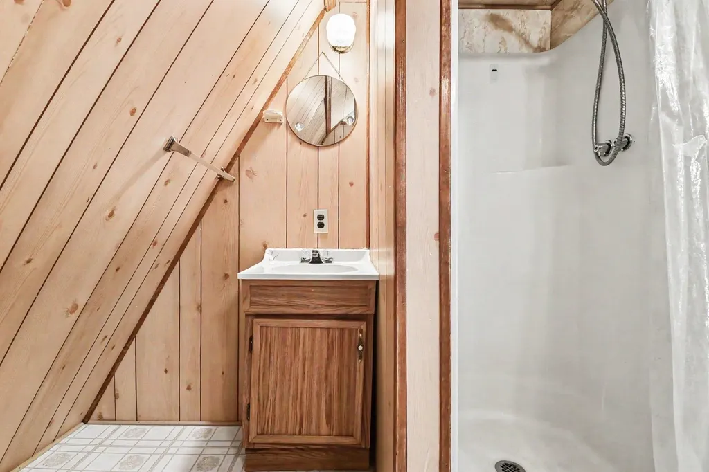 4359 Deerland Road Oscoda Charter Township MI 48750