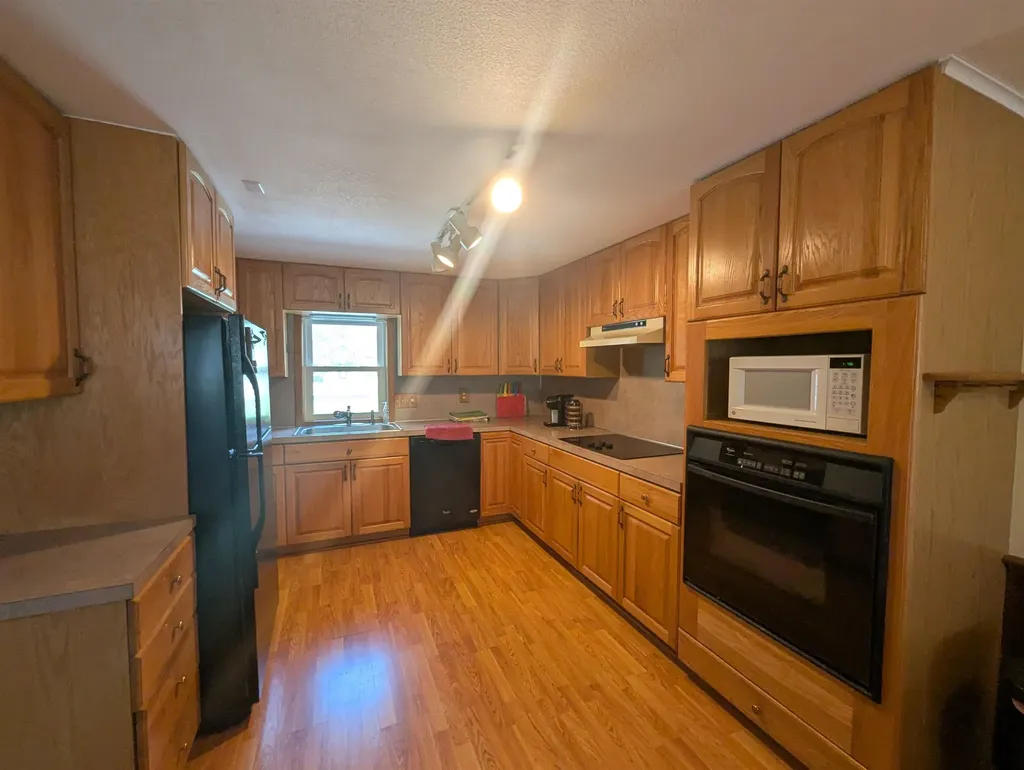 4967 Center Sims Township MI 48703