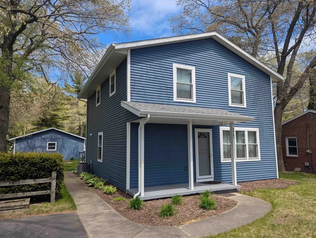 4967 Center Sims Township MI 48703