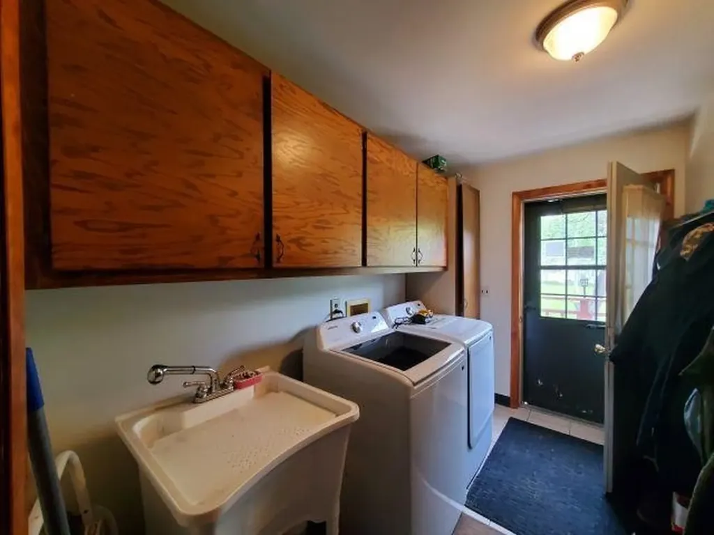 5340 Mills Drive Mills Township MI 48756