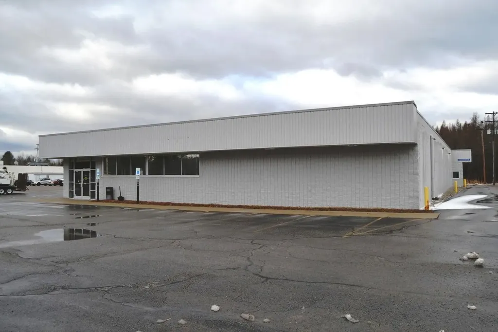 425 N Fifth Street Higgins Township MI 48653