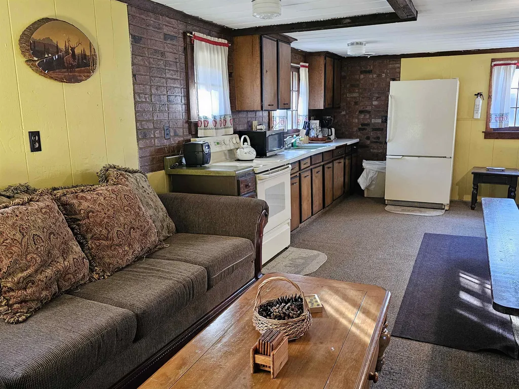 6160 Rollaway Road Plainfield Township MI 48739