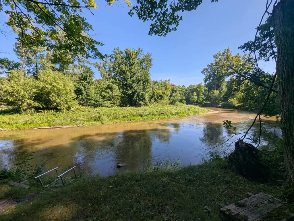 1620 N Michigan Arenac Township MI 48749
