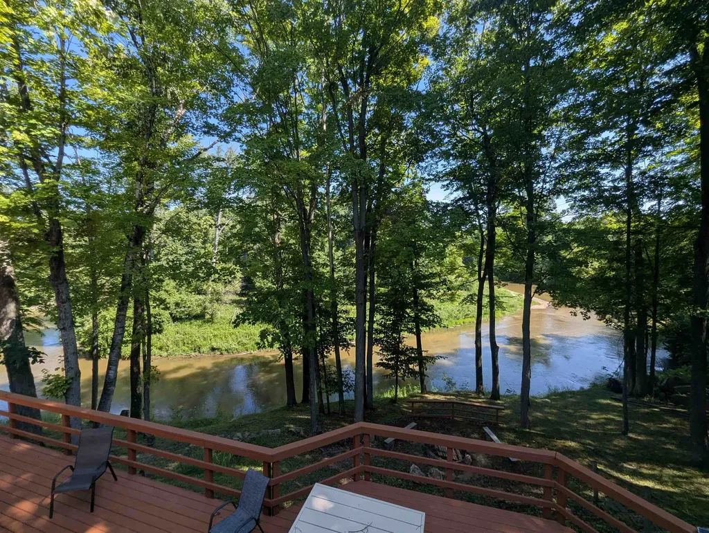 1620 N Michigan Arenac Township MI 48749