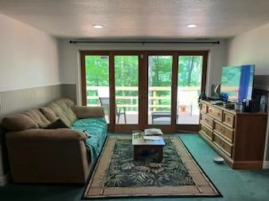 1620 N Michigan Arenac Township MI 48749