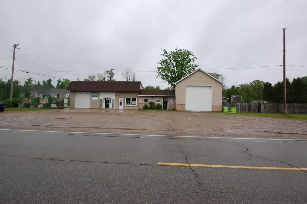 1486 N M-76 Moffatt Township MI 48610