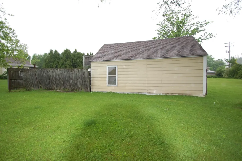 1486 N M-76 Moffatt Township MI 48610