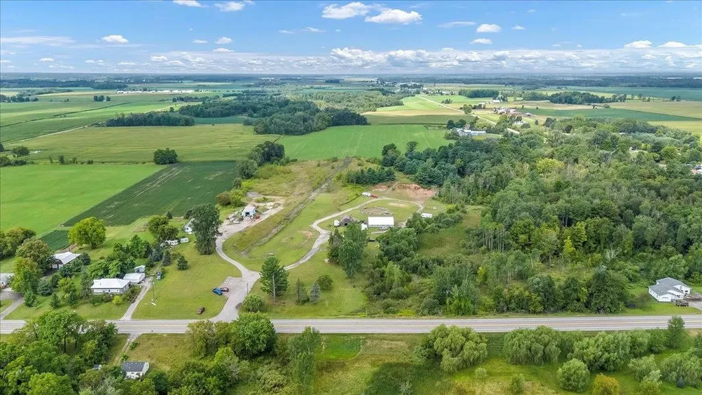 1870 M-65 Burleigh Township MI 48770