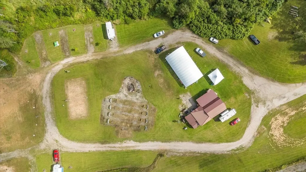 1870 M-65 Burleigh Township MI 48770