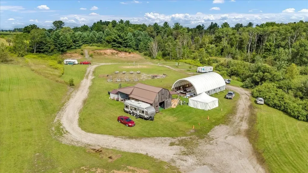 1870 M-65 Burleigh Township MI 48770