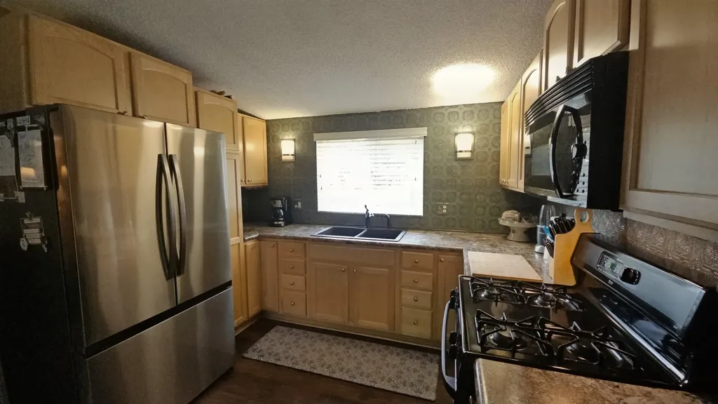 1979 Cuyuga Trail Churchill Township MI 48661