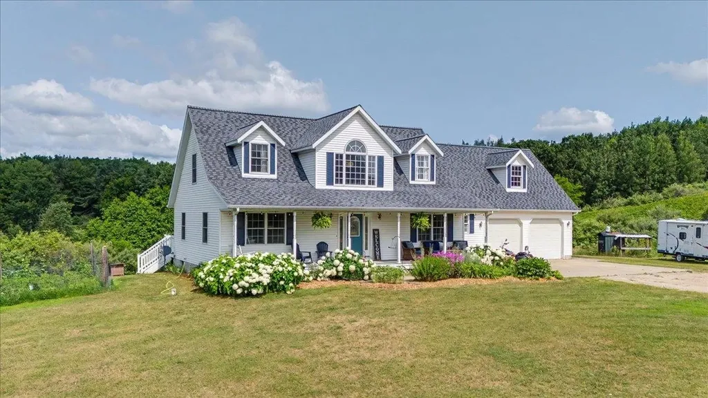 3186 Lake George Road Edwards Township MI 48661