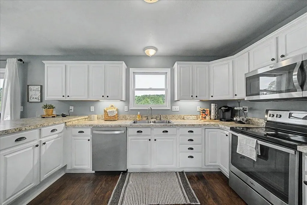 3186 Lake George Road Edwards Township MI 48661