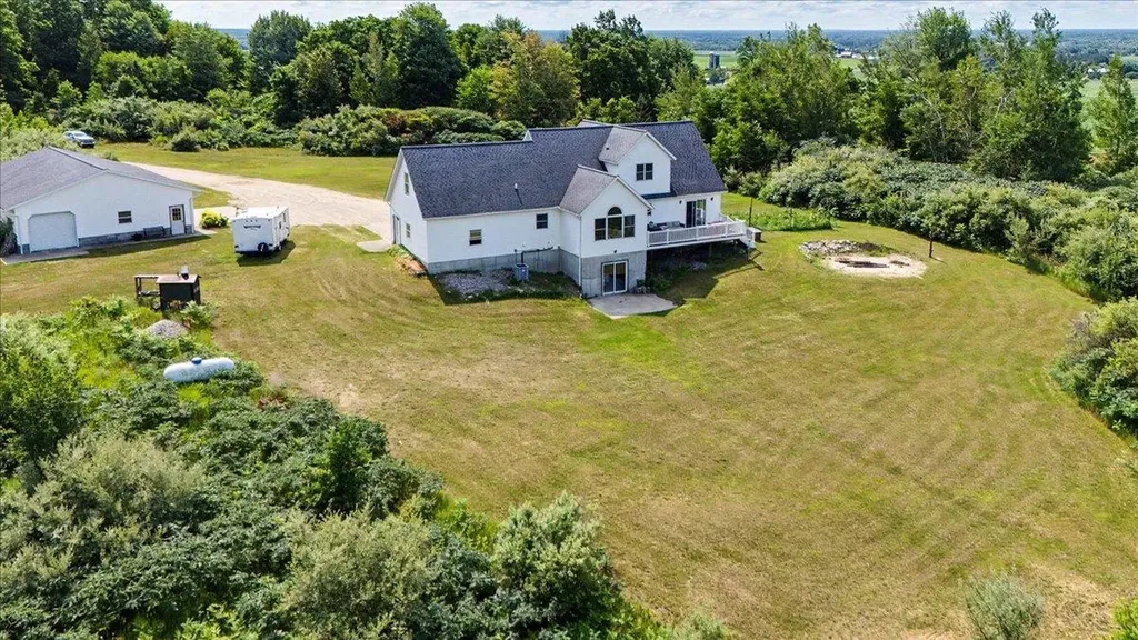 3186 Lake George Road Edwards Township MI 48661
