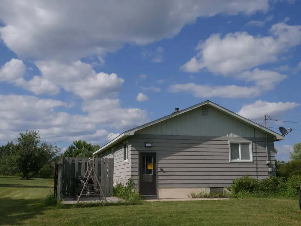 2515 Shady Shores Road Hill Township MI 48661