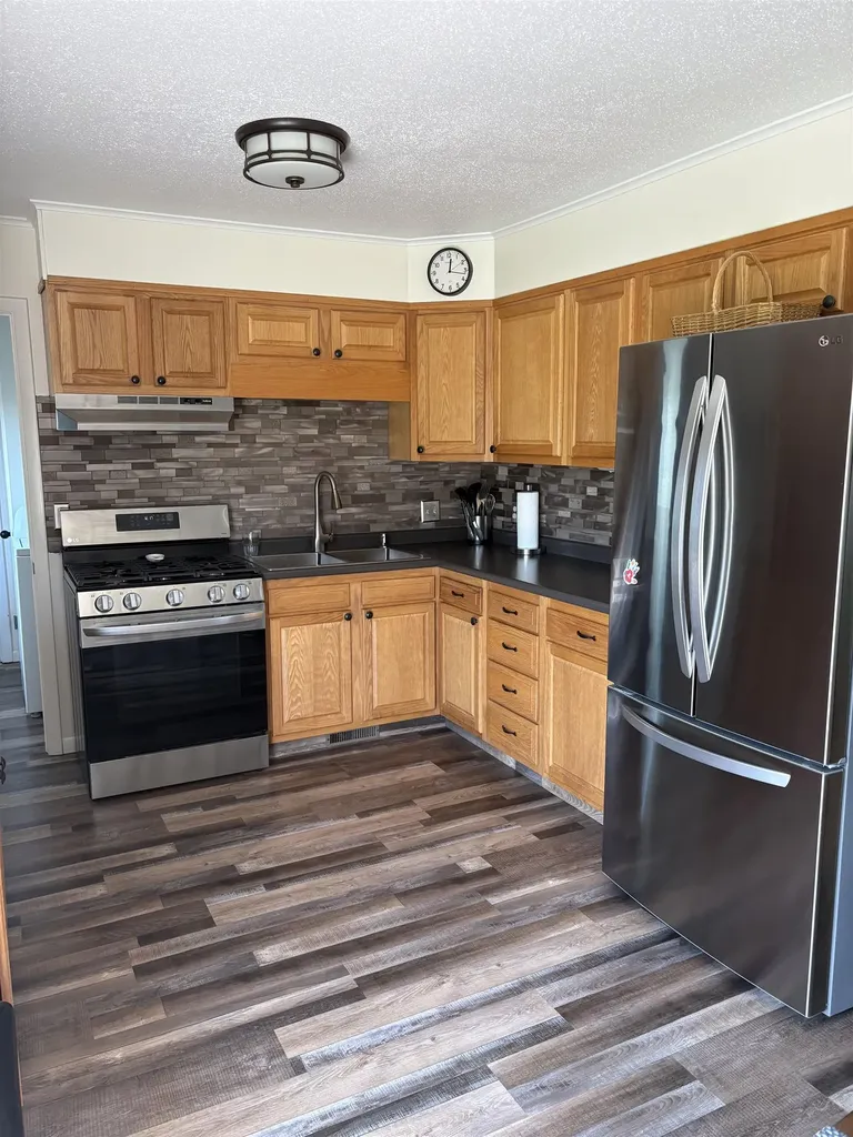 105 Third Avenue Tawas Township MI 48763