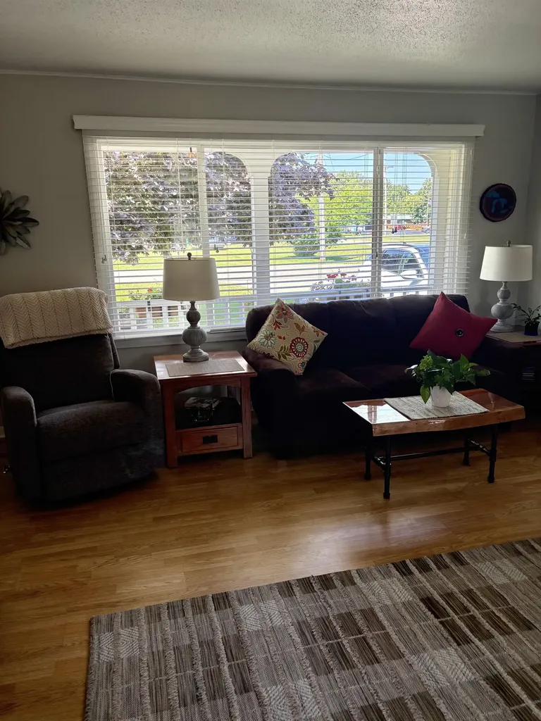 105 Third Avenue Tawas Township MI 48763
