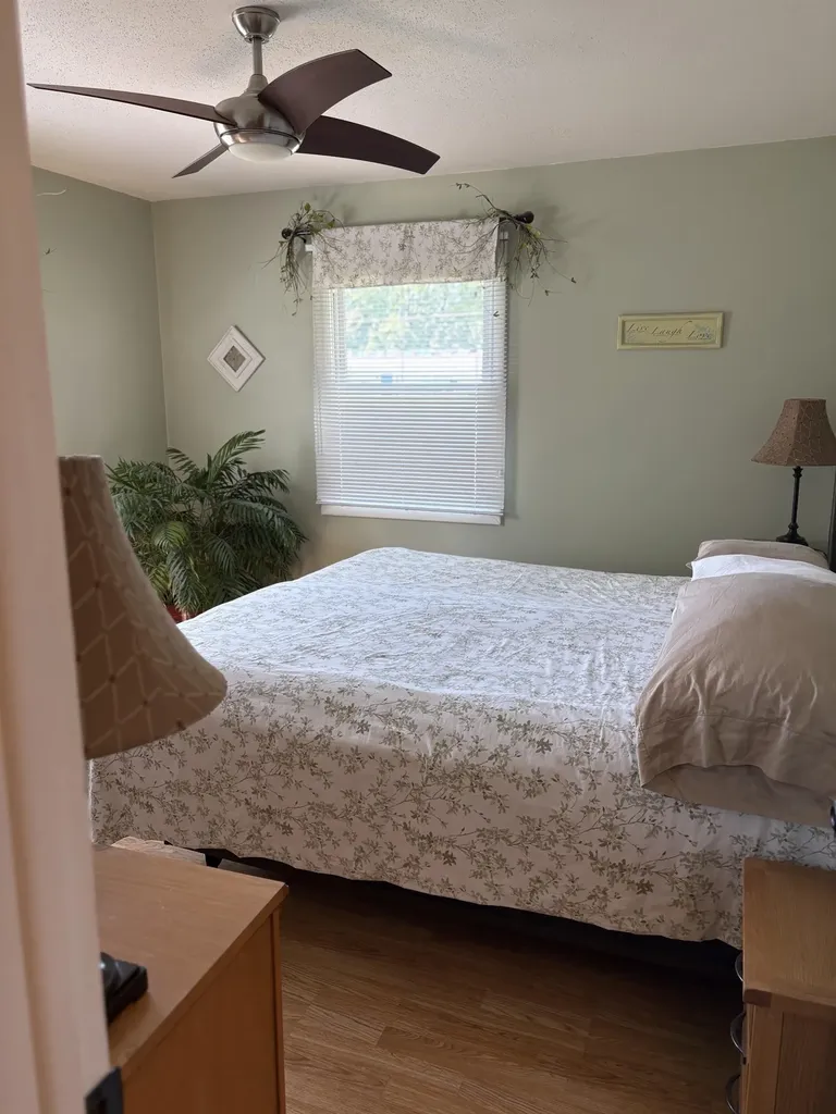 105 Third Avenue Tawas Township MI 48763