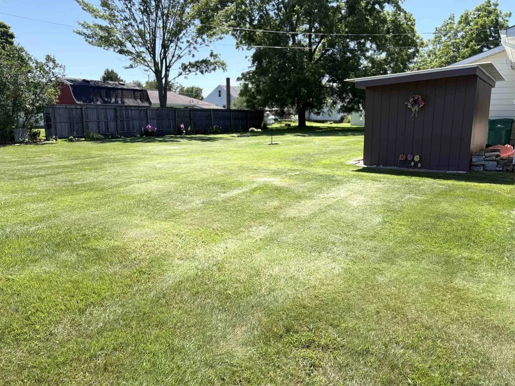 105 Third Avenue Tawas Township MI 48763