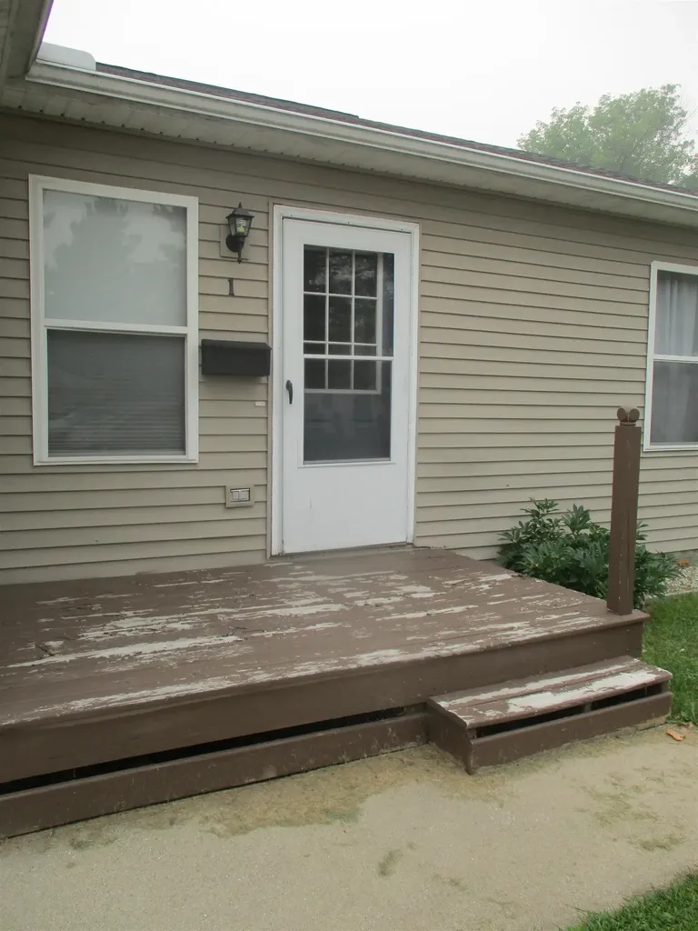 254 N Burgess Street West Branch Township MI 48661